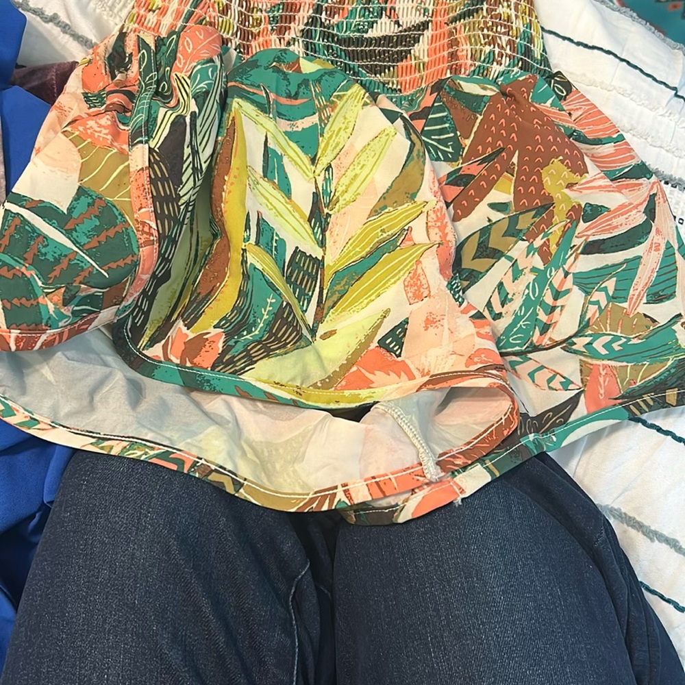 Aerie Green and Yellow Athletic Shorts Peplum Style